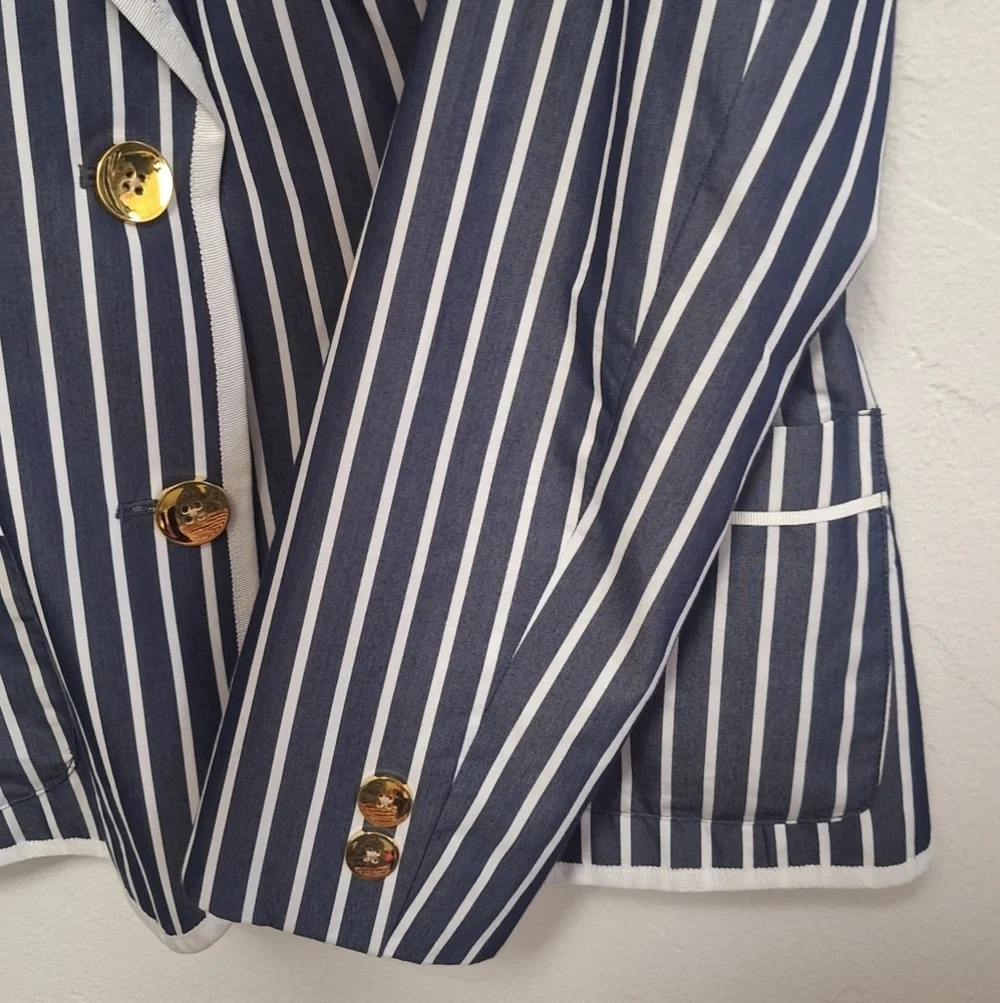 Boston Proper Navy striped two Gold buttons 3 pockets Women's Blazer Size 10 - Picture 9 of 11